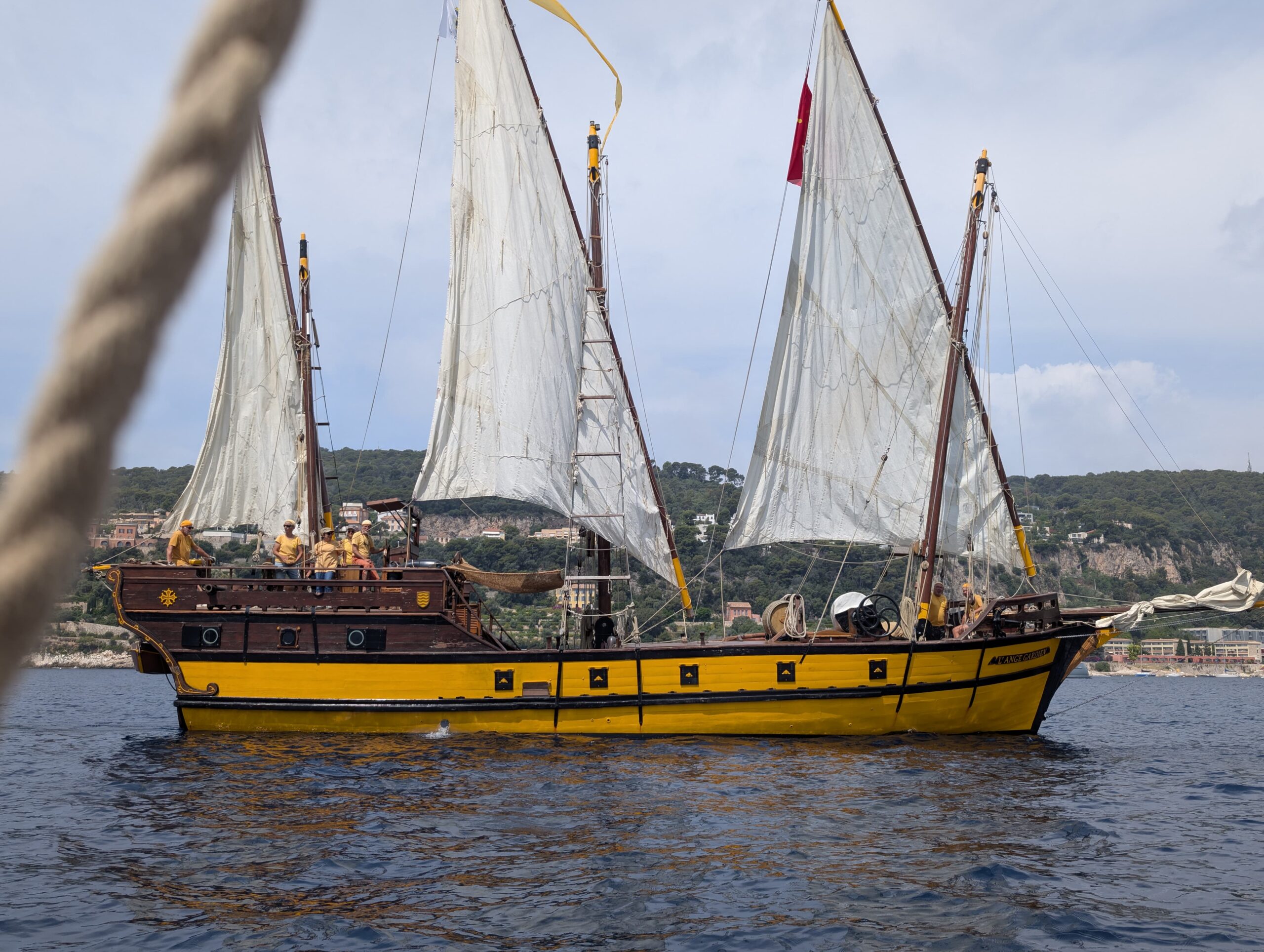 Lire la suite à propos de l’article Belle rencontre à Villefranche autour de l’Ange Gardien